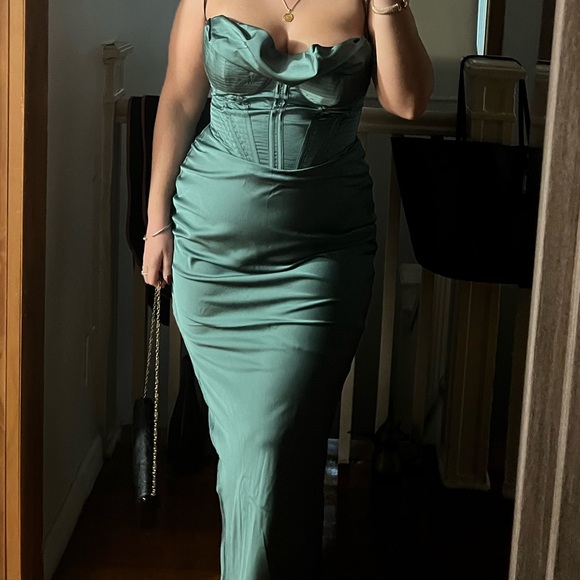HOUSE OF CB CHARMANE FOREST CORSET MAXI DRESS - Picture 4 of 4